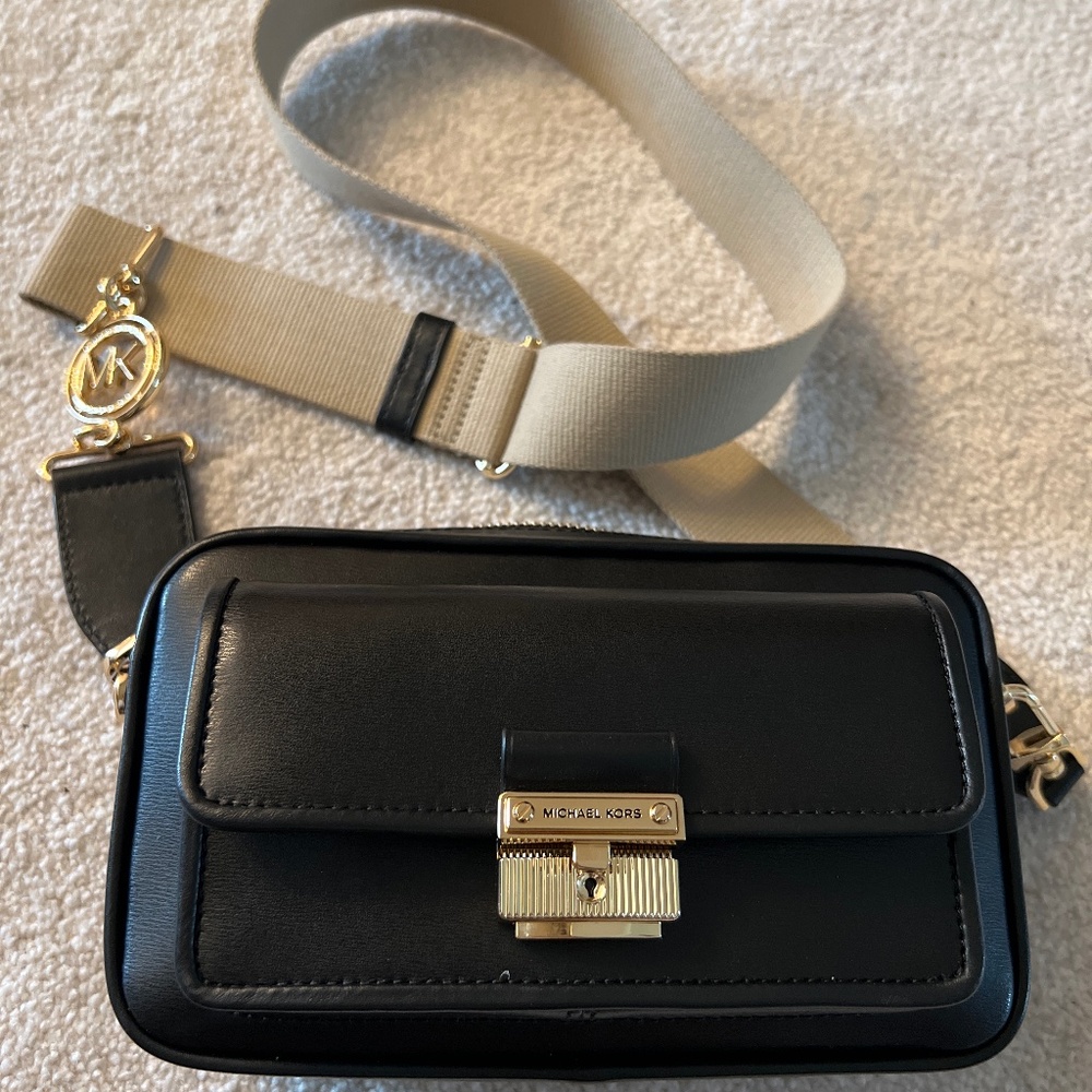 Michael Kors crossbody